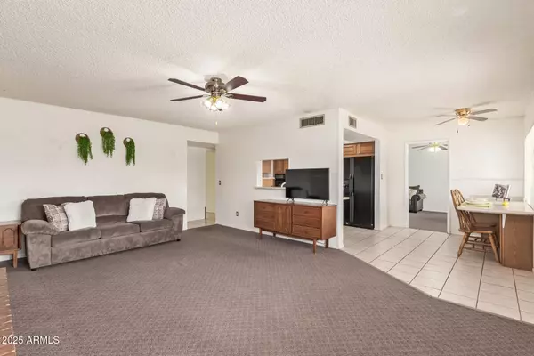 Tempe, AZ 85283,1233 E Watson Drive