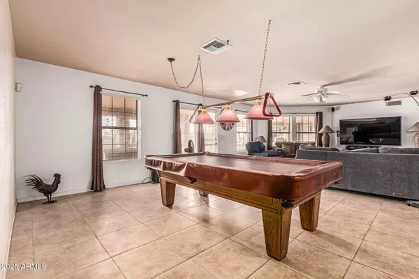 Apache Junction, AZ 85119,2272 S GERONIMO Road