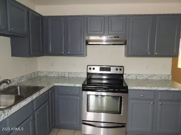 Mesa, AZ 85201,434 W UNIVERSITY Drive #4