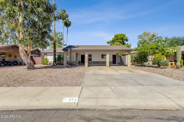 314 W TOPEKA Drive, Phoenix, AZ 85027