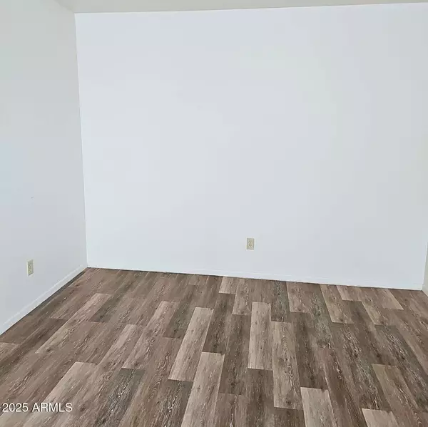 Prescott Valley, AZ 86314,8439 E YAVAPAI Road #A