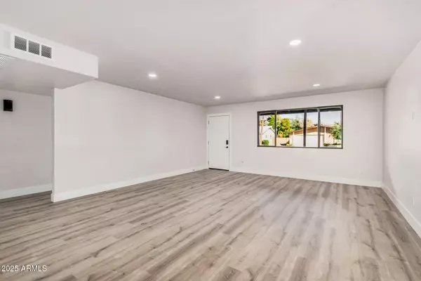 Mesa, AZ 85202,2349 W CONCHO Avenue