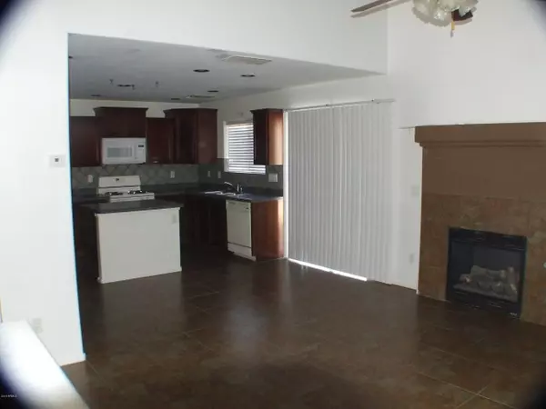 Coolidge, AZ 85128,718 W SPRUELL Avenue
