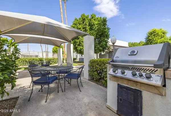 Scottsdale, AZ 85251,6505 E OSBORN Road #OFC