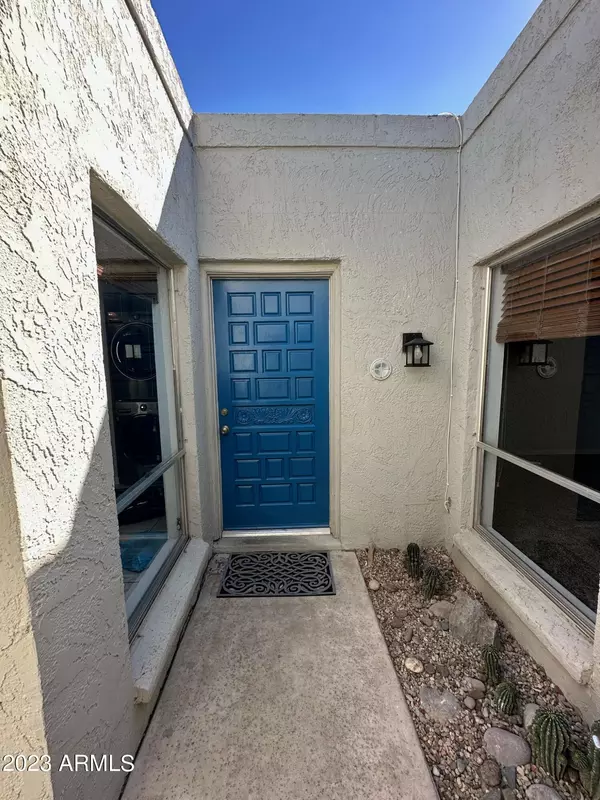 Phoenix, AZ 85014,821 E ORANGE Drive