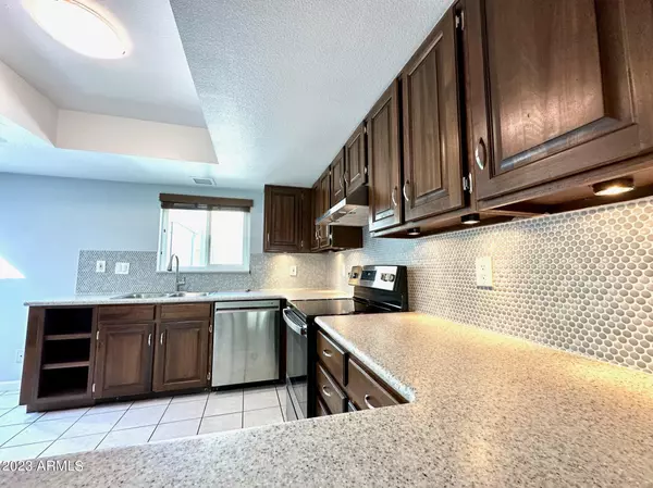 Phoenix, AZ 85014,821 E ORANGE Drive