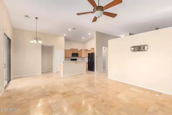 8304 S 23RD Place, Phoenix, AZ 85042