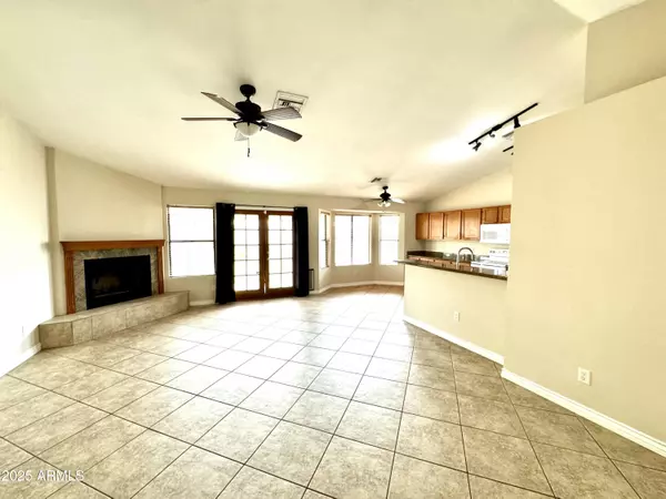 Mesa, AZ 85205,737 N REGENT --