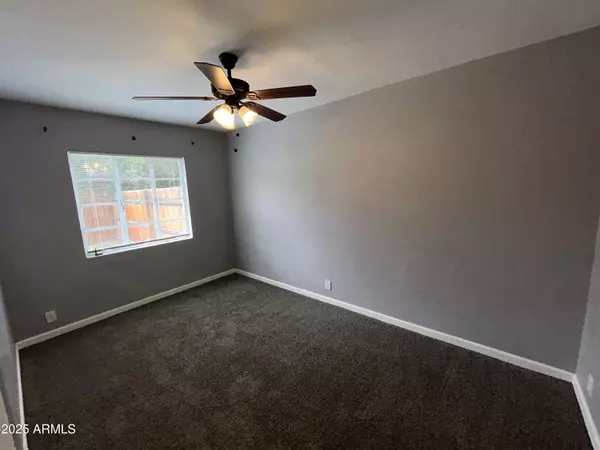 Phoenix, AZ 85016,2501 E CLARENDON Avenue