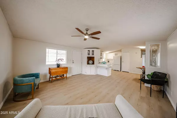 Phoenix, AZ 85050,3901 E PINNACLE PEAK Road #36