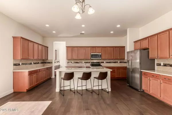 Glendale, AZ 85305,8539 W MIDWAY Avenue