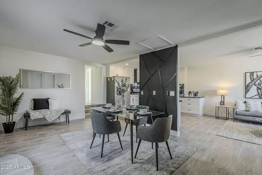 8644 W MOUNTAIN VIEW Road, Peoria, AZ 85345