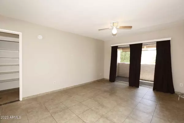 Phoenix, AZ 85032,4554 E PARADISE VILLAGE Parkway N #259