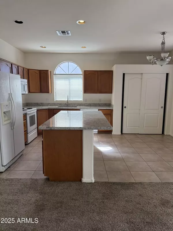 Gilbert, AZ 85297,4192 S SOBOBA Street