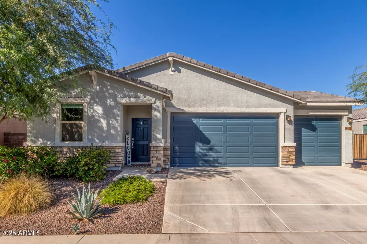 San Tan Valley, AZ 85140,4002 E SIDESADDLE Road