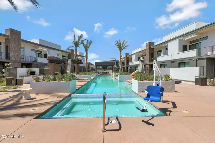6060 E BASELINE Road #127, Mesa, AZ 85206