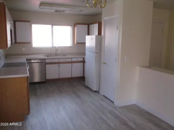 Chandler, AZ 85286,2350 E SPRUCE Drive