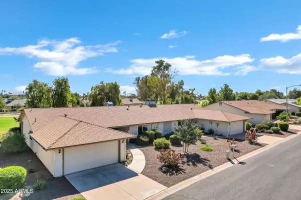 Phoenix, AZ 85044,11639 S JOKAKE Street