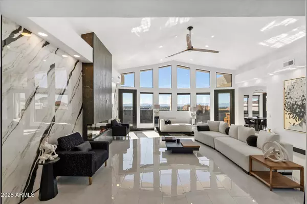 Phoenix, AZ 85021,27 W COCHISE Drive