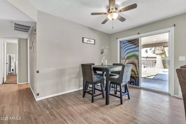 Mesa, AZ 85201,1856 N HIBBERT Circle