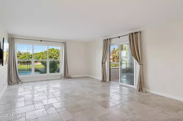 Phoenix, AZ 85016,5102 N 31ST Place #425