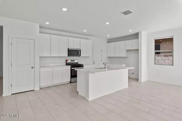 Surprise, AZ 85387,17187 W Blue Sky Drive