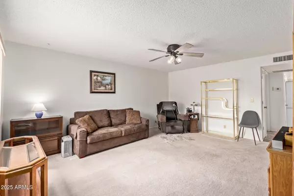 Mesa, AZ 85206,4501 E CAROL Avenue #48