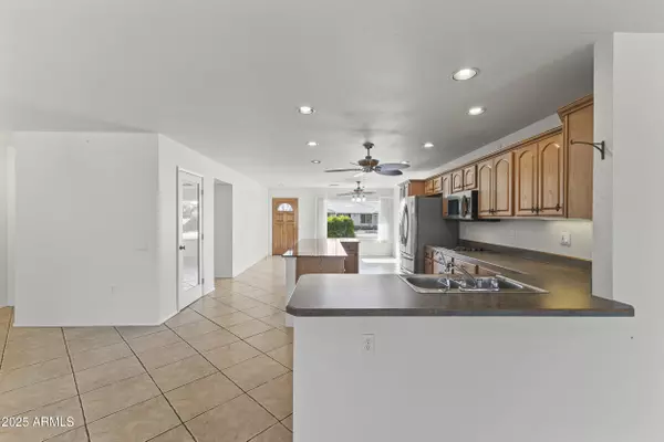 Sun City, AZ 85351,10902 W BROOKSIDE Drive