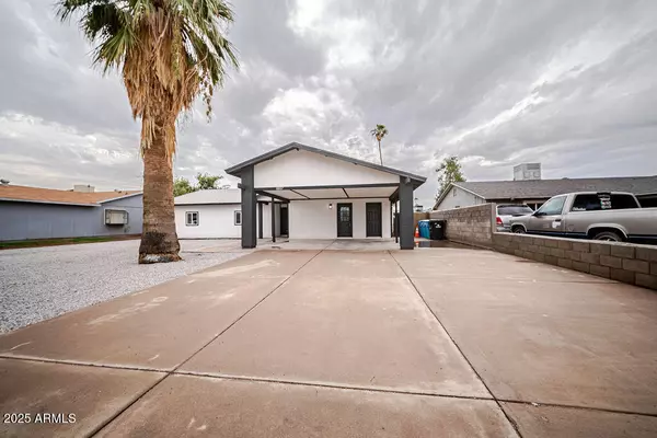 Phoenix, AZ 85037,8807 W CLARENDON Avenue