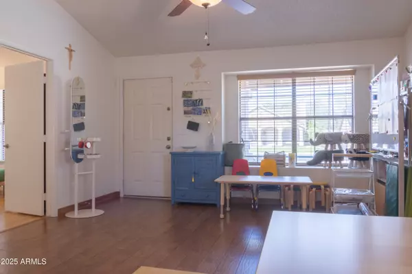 Gilbert, AZ 85233,643 W DEVON Court