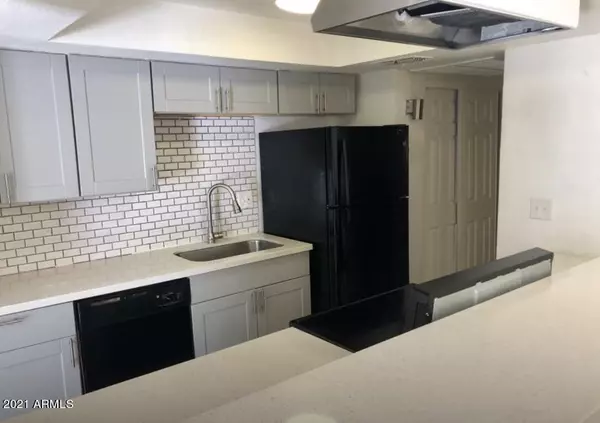 18202 N CAVE CREEK Road #117, Phoenix, AZ 85032