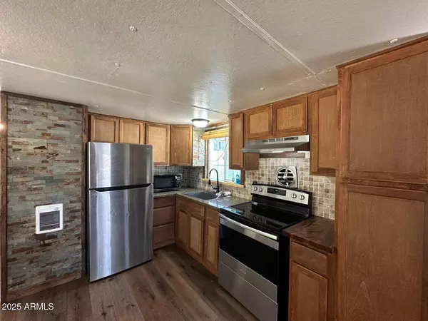 Pine, AZ 85544,4230 N AZ HIGHWAY 87 --