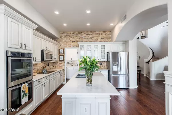 15240 N CLUBGATE Drive #160, Scottsdale, AZ 85254