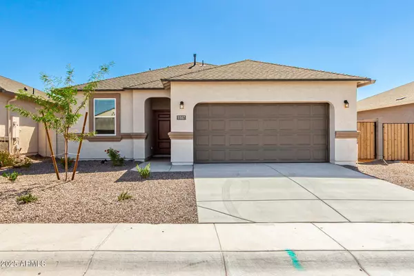 5507 E Mearn Road, San Tan Valley, AZ 85140