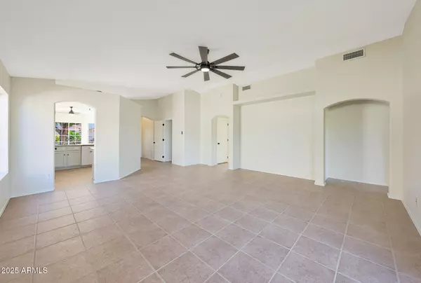 Glendale, AZ 85308,6172 W BLACKHAWK Drive