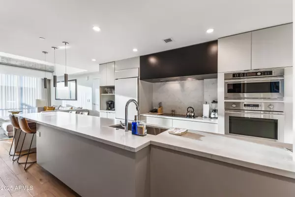 Paradise Valley, AZ 85253,5455 E LINCOLN Drive #3009