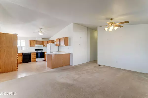 Florence, AZ 85132,3702 N MICHIGAN Avenue