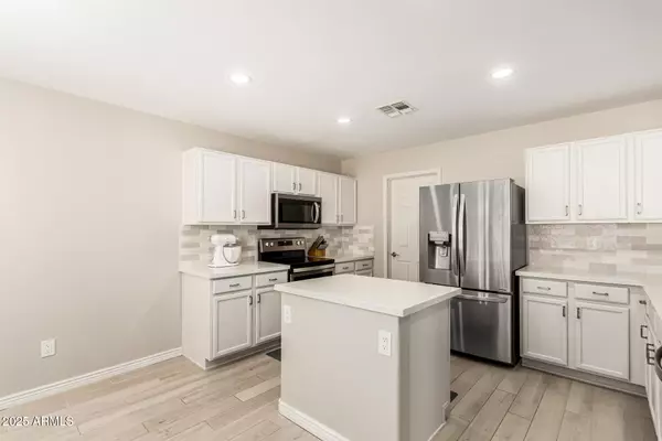 Cave Creek, AZ 85331,28805 N 51ST Street
