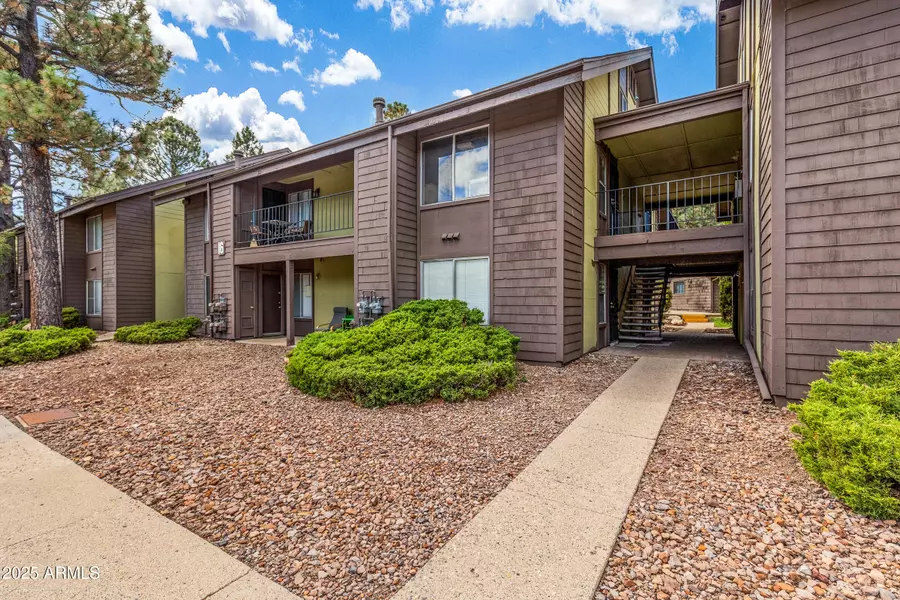 1200 S Riordan Ranch Street #121, Flagstaff, AZ 86001
