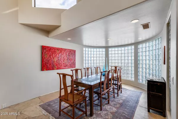 Phoenix, AZ 85020,2119 E NORTHVIEW Avenue