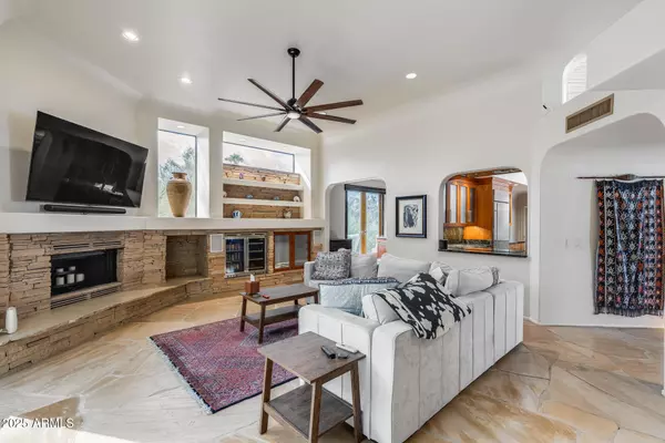 Phoenix, AZ 85020,2119 E NORTHVIEW Avenue