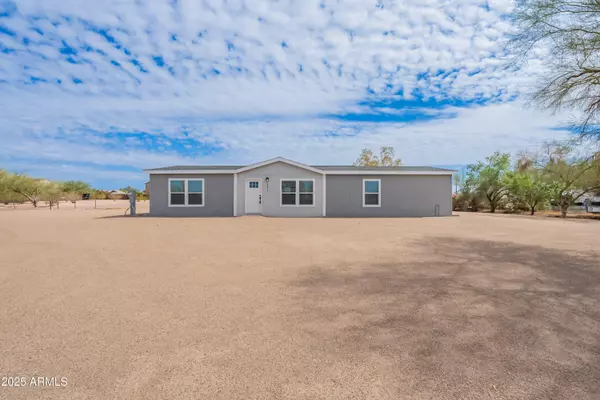 Apache Junction, AZ 85120,2171 N VALLEY Drive