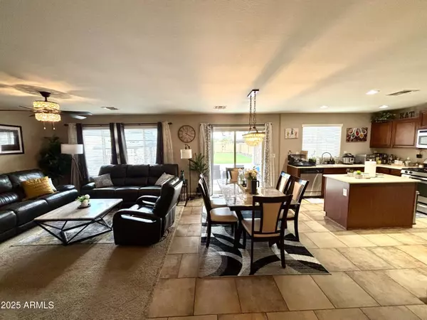 Phoenix, AZ 85085,1941 W BLACK HILL Road