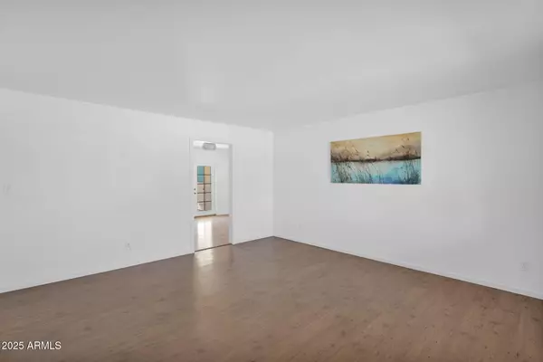 Tempe, AZ 85282,1215 E GENEVA Drive