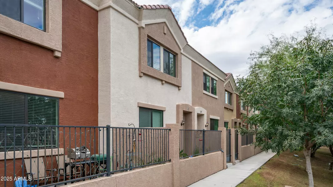 5225 E ENID Avenue #110, Mesa, AZ 85206