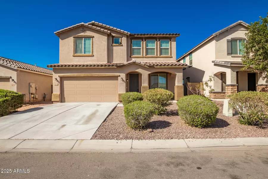2420 W CHINOOK Drive, Queen Creek, AZ 85144