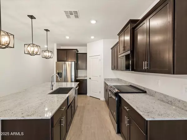 Buckeye, AZ 85326,24640 W CHAMBERS Street