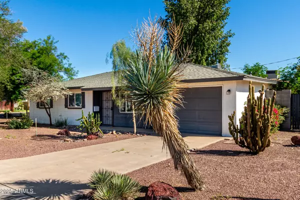 Phoenix, AZ 85015,5325 N 19TH Drive