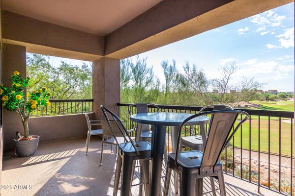 Phoenix, AZ 85054,21320 N 56TH Street #2014