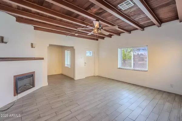 Phoenix, AZ 85006,1414 E MORELAND Street